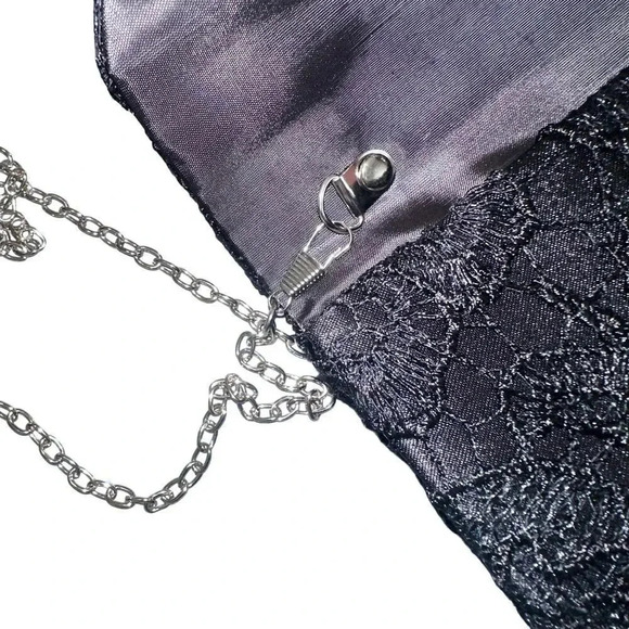 Black‎ Lace slim evening handbag/clutch with removable silver chain link straps - Picture 6 of 8